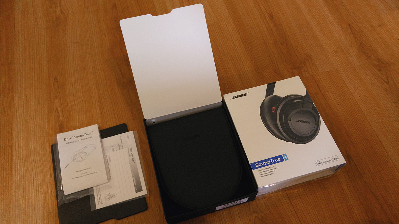 bose soundtrue around ear - unbox