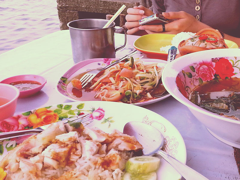 ข้าวมันไก่-เกาะเกร็ด